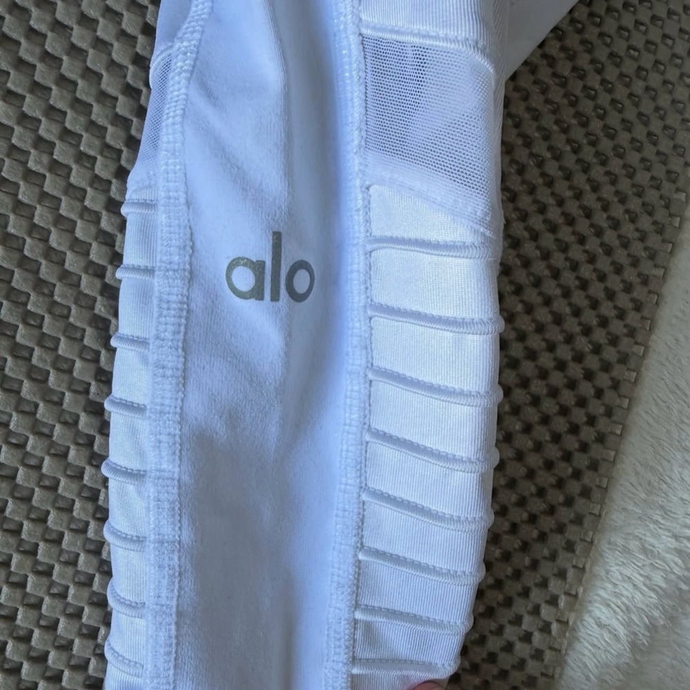 ALO Yoga High Waist moto leggings - Picture 6 of 6